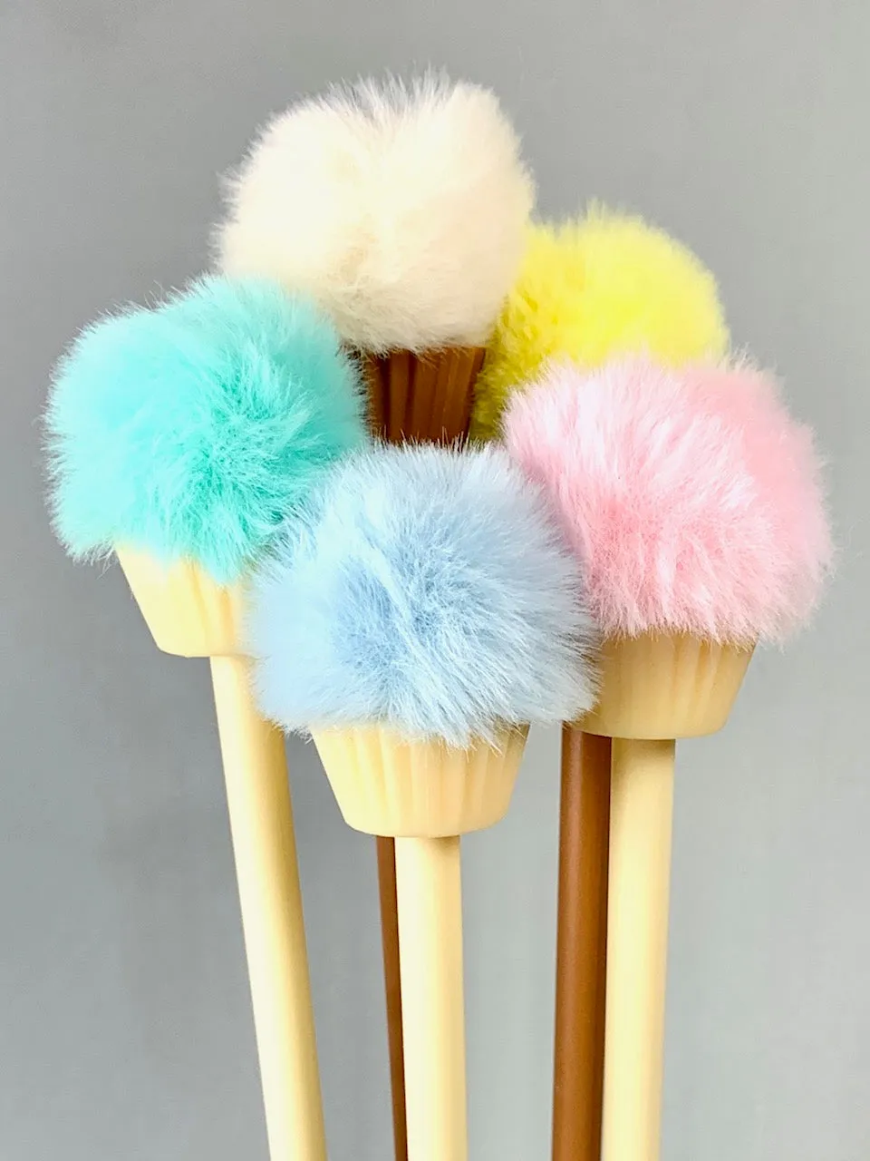 X 22357 POM POM CUPCAKE GEL PEN-DISCONTINUED